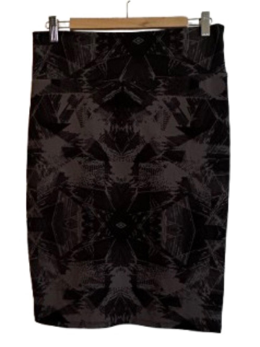 LuLaRoe Black Patterned Pencil Skirt with Subtle Geometric Print